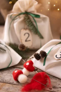 Adventssöndagskalender, 4 dagar - Smycken