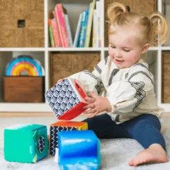 Baby Einstein - Sensoriska tygklossar för bebisar
