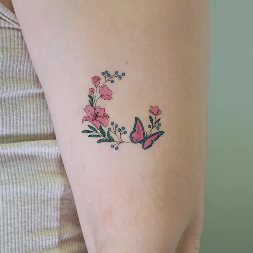 Färglägg själv-tatueringar - Flower power
