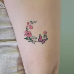 Färglägg själv-tatueringar - Japan