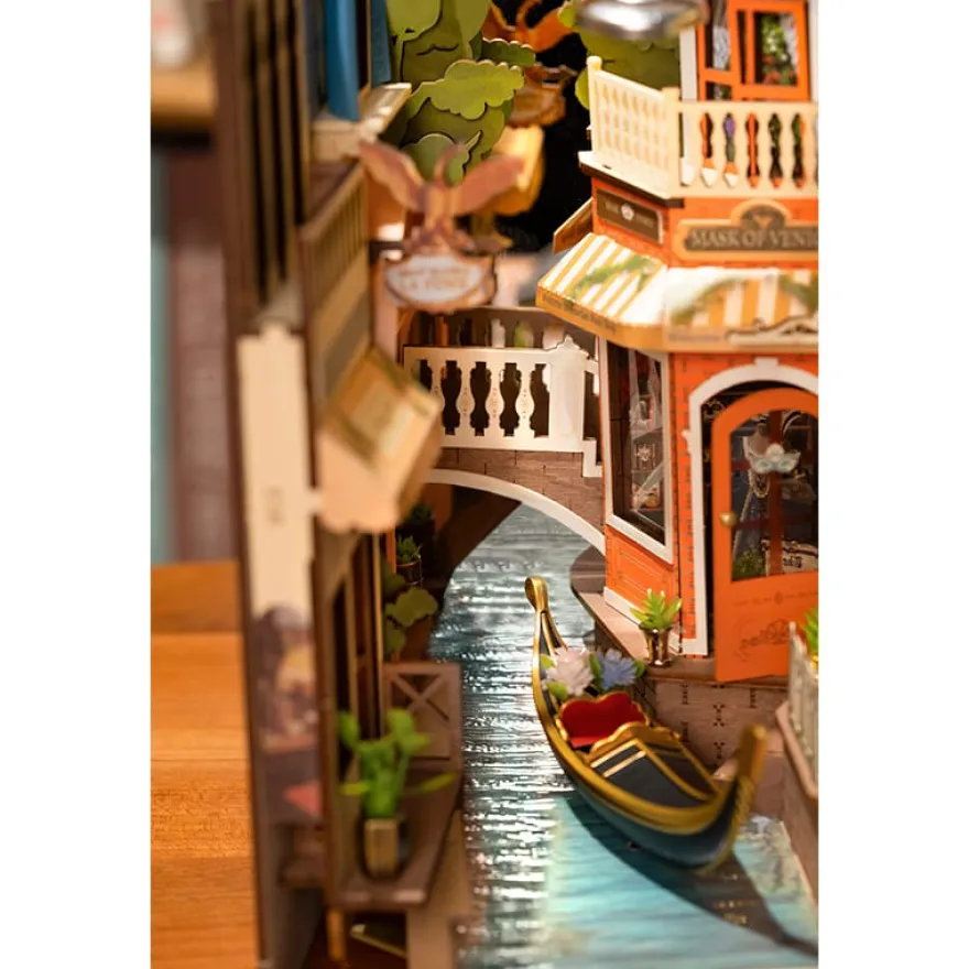 Hyllmagi – Romantic Venice
