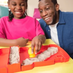 Kinetic Sand®-Sandy Farm
