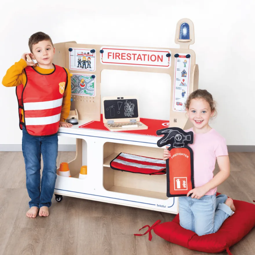 Lekstation 2-i-1 - Brandstation & polisstation