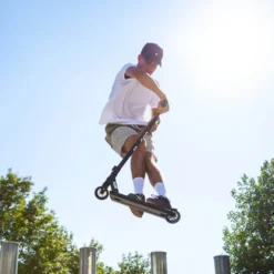 Micro Ramp-stuntsparkcykel – Svart