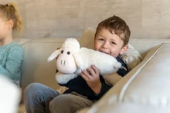 Mjukisfamilj – Fårmamma med lamm