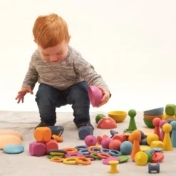 Montessori Regnbågeset, 84 delar