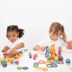 Montessori Regnbågeset, 84 delar