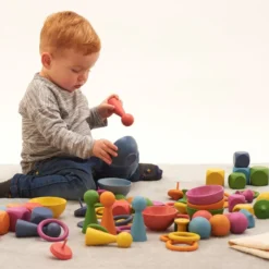 Montessori Regnbågeset, 84 delar