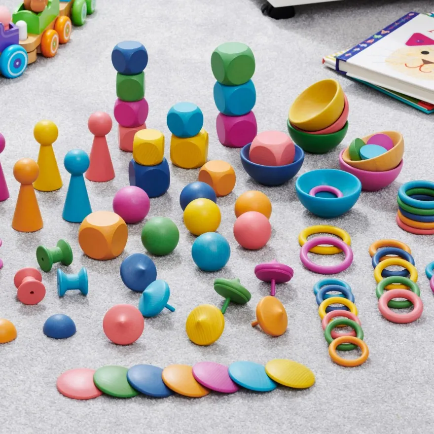Montessori Regnbågeset, 84 delar