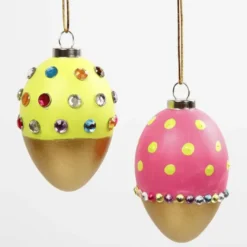 Påskägg av plast, 12 st. H: 6 cm.