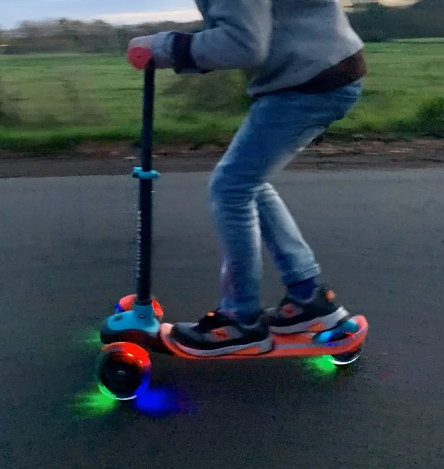 Sparkcykel Scotti GLOW - Mint